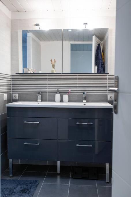 Appartement Le Jutini Caunes-Minervois المظهر الخارجي الصورة