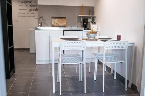 Appartement Le Jutini Caunes-Minervois المظهر الخارجي الصورة