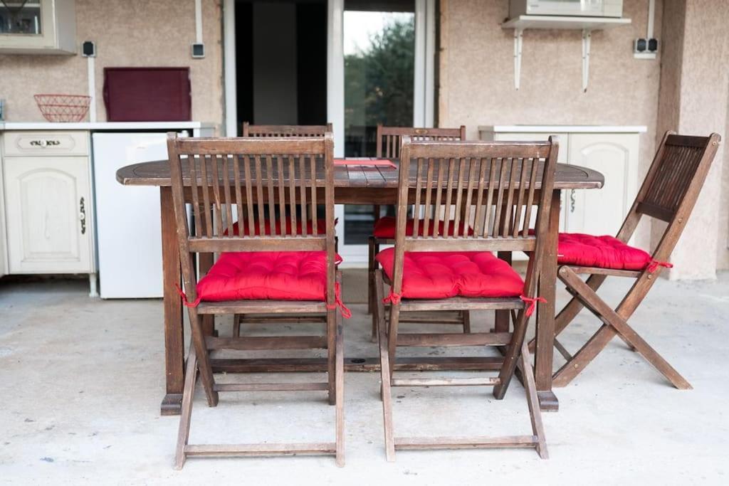 Appartement Le Jutini Caunes-Minervois المظهر الخارجي الصورة